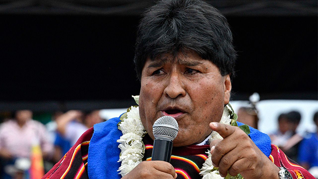 Gobierno acusa a Evo Morales de conspiración tras difundir audios que instruyen bloqueos y cercos