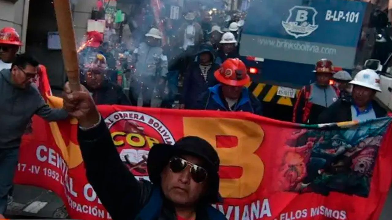 Sectores cruceños rechazan bloqueos impulsados por la COB