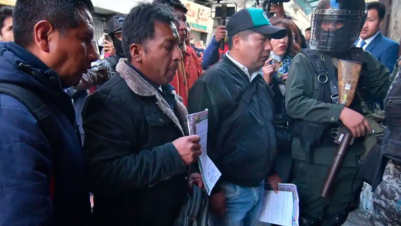 Maestros rurales presentan pliego petitorio y exigen incremento salarial del 30%