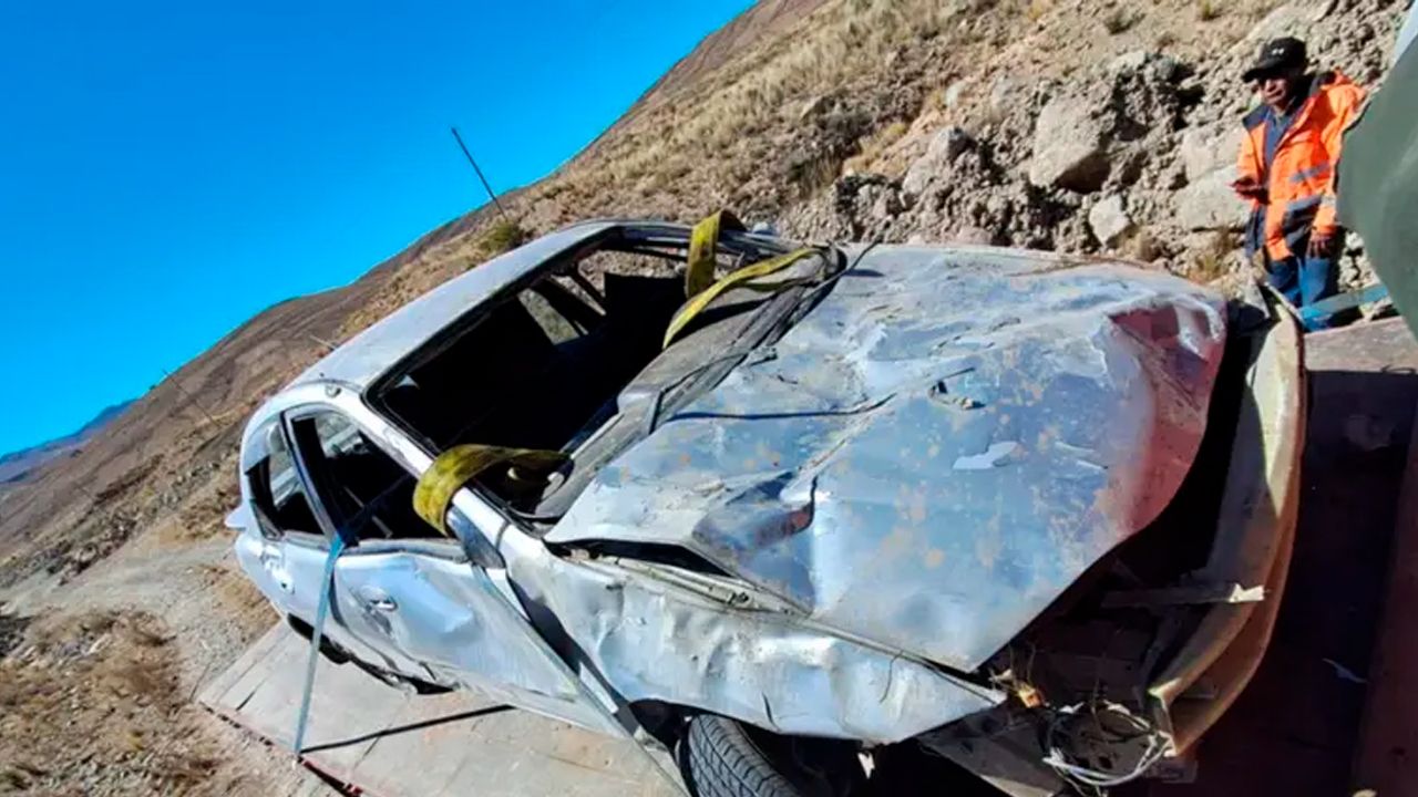 Niño queda grave tras vuelco en Tacobamba