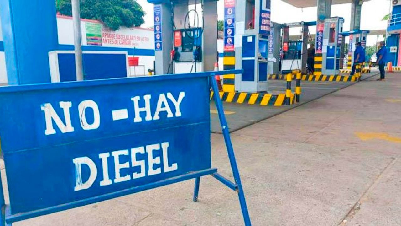 Filas por diésel vuelven a crecer en surtidores