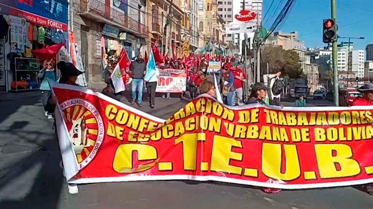 Gobierno y maestros sellan acuerdo: Se levantan las medidas de presión a nivel nacional
