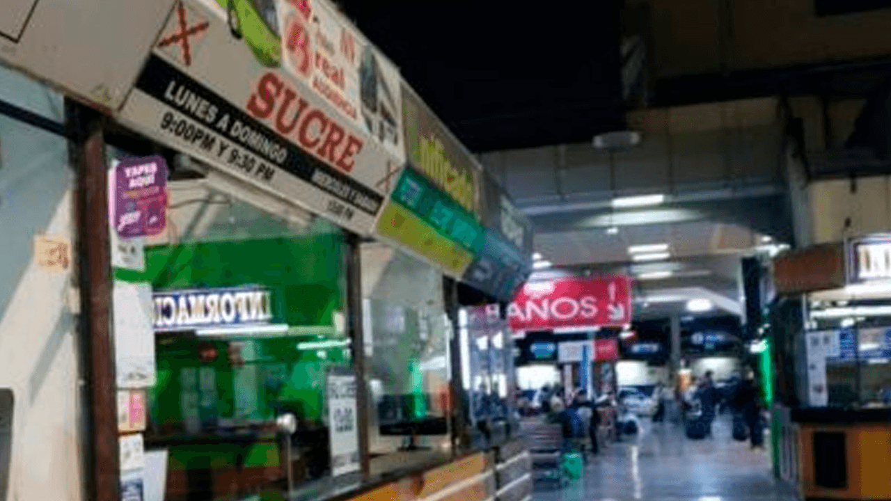 Terminal de Buses de Cochabamba suspende salidas a todo el país por bloqueos y amenazas en rutas clave