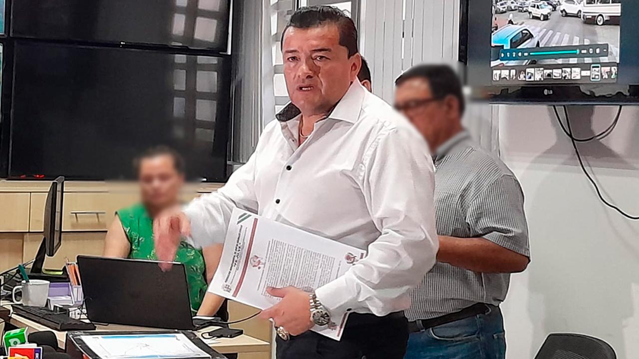 Jhonny Fernández: "MÁS DEL 35% DE LOS MICROS SON CACHARROS Y EL 32% PAGA IMPUESTOS EN OTROS MUNICIPIOS"