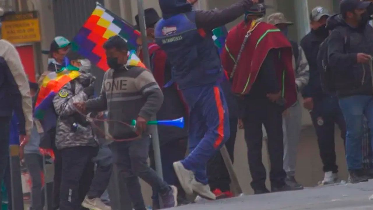 Expresidentes piden a la OEA vigilar situación en Bolivia 