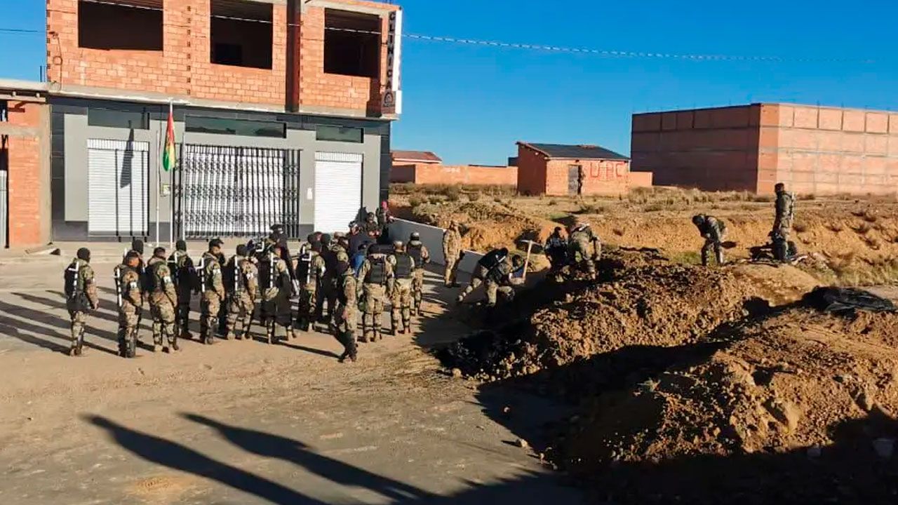 Policía abrirá corredor humanitario en La Paz para el ingreso de alimentos y oxígeno