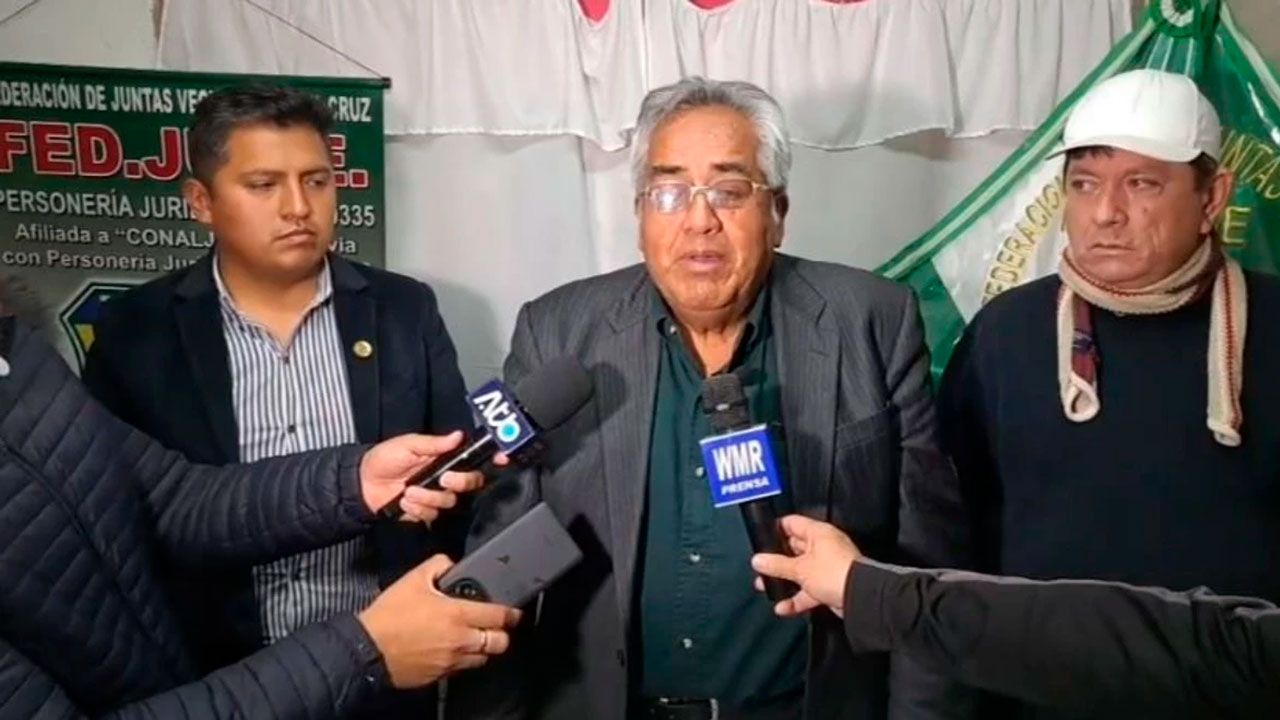 Juntas vecinales se declaran en emergencia y piden al Gobierno intervenir bloqueos 