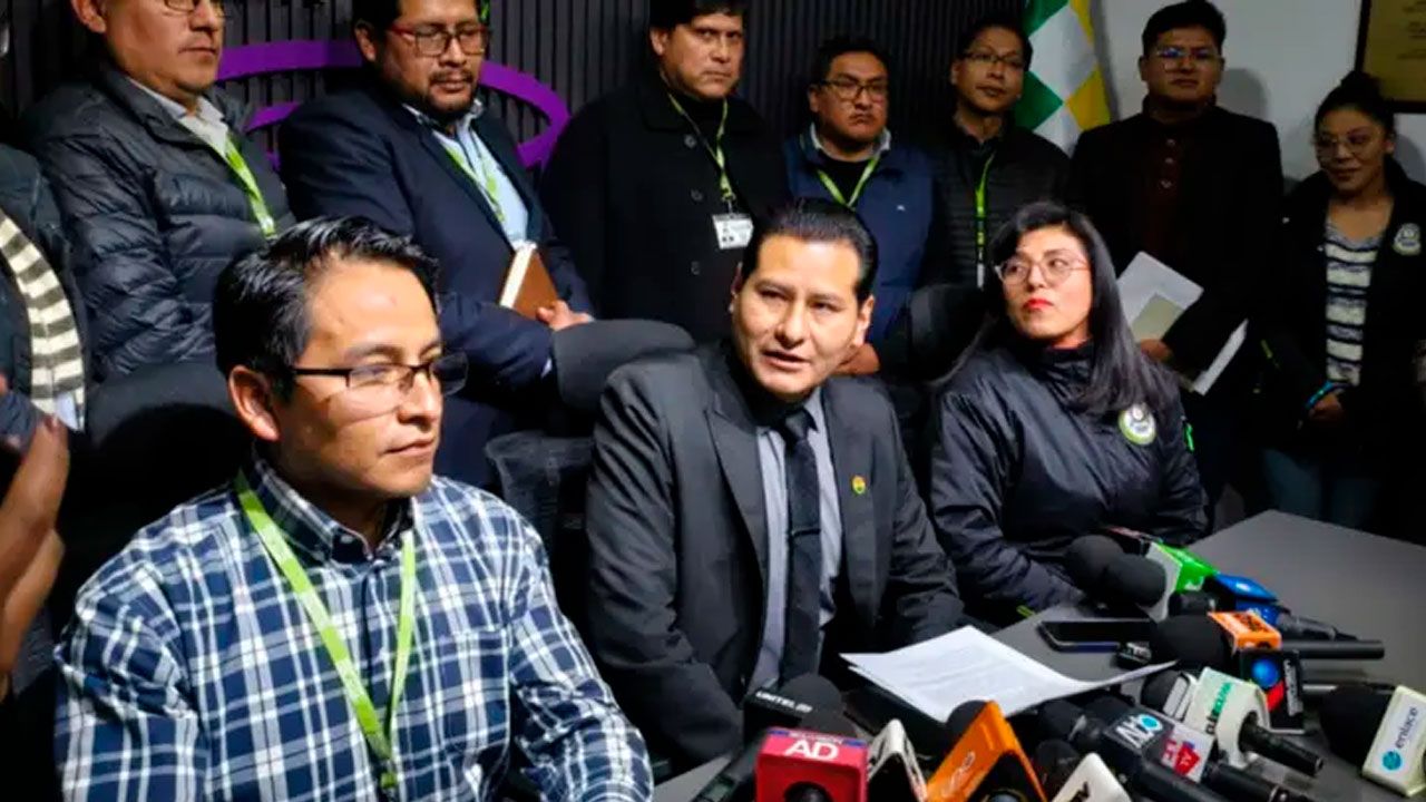 29 aprehendidos y 101 arrestados en jornada de movilizaciones en La Paz