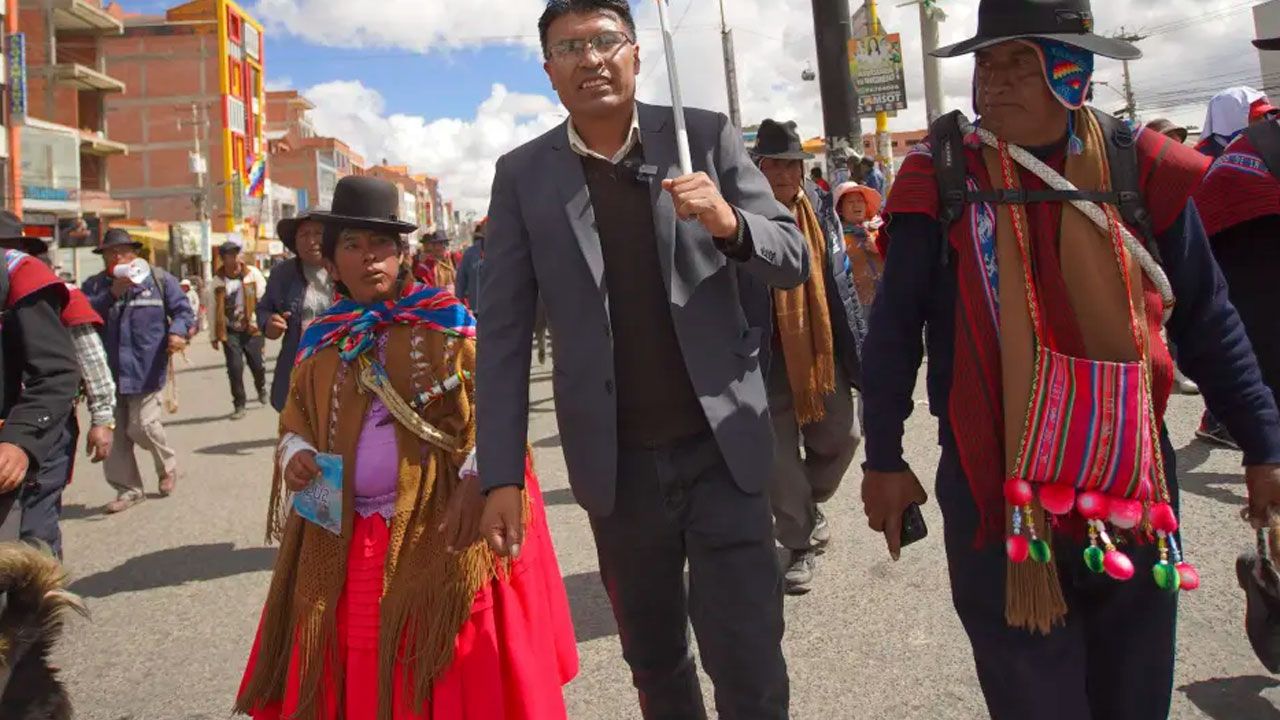 Fiscalía admite denuncia contra senador Nilton Condori por bloqueos