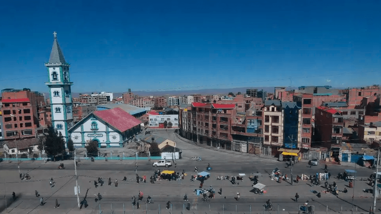  Bloqueos en Bolivia: Seis departamentos afectados y ciudades de La Paz y El Alto se encuentran cercadas tras casi tres semanas de conflicto