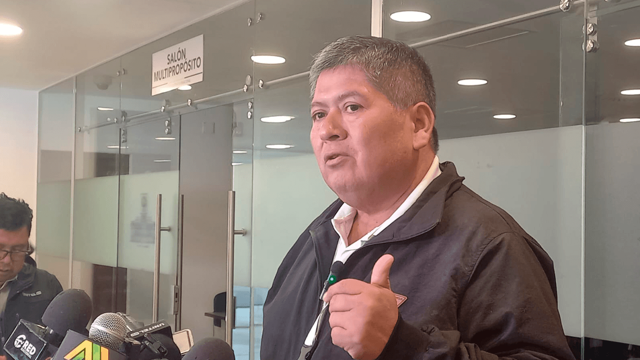 Diputados descartan viabilidad en el pedido de renuncia del presidente Rodrigo Paz