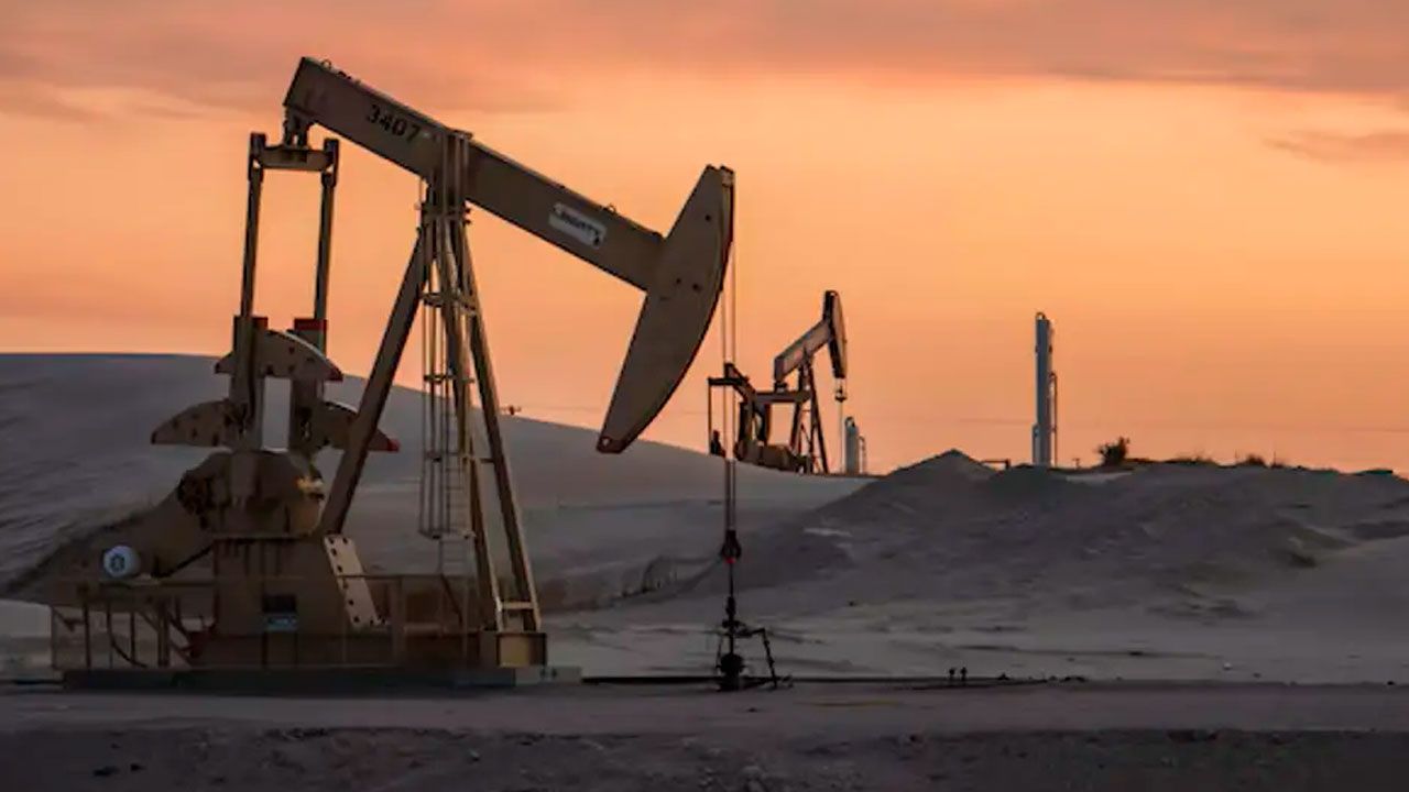 El petróleo cae tras señales de acuerdo entre EEUU e Irán