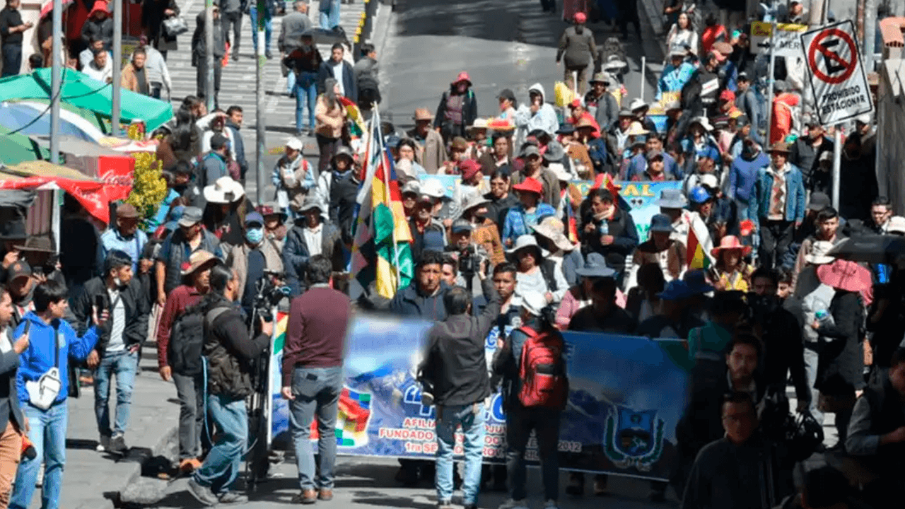 La Comunidad Andina expresa profunda preocupación por la crisis en Bolivia y aboga por el diálogo