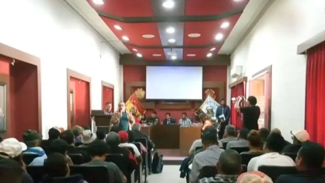 Presentan acción popular contra el bloqueo al botadero de Cotapachi en Quillacollo