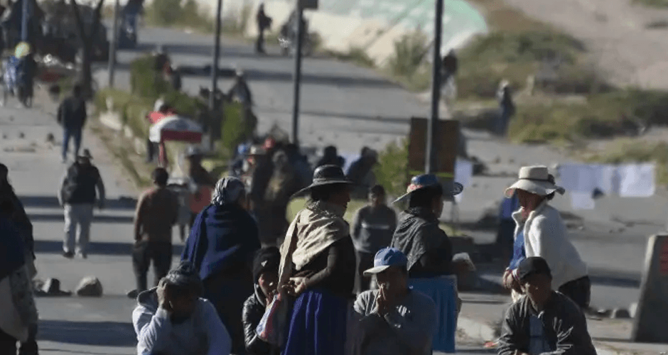 Bolivia registra 51 puntos de bloqueo y siete departamentos afectados