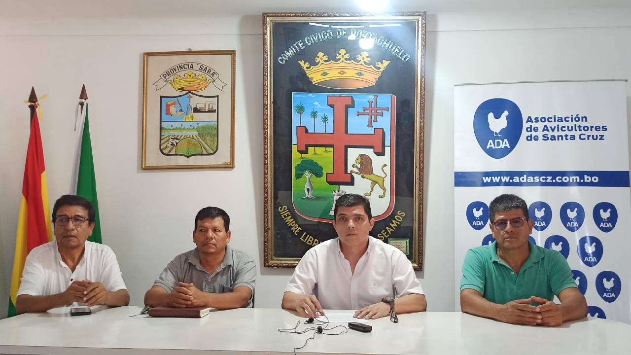 Productores de pollo registran pérdidas por bloqueo: Exigen a las autoridades dar solución y hace un llamado a comuniarios a dar un cuarto intermedio 