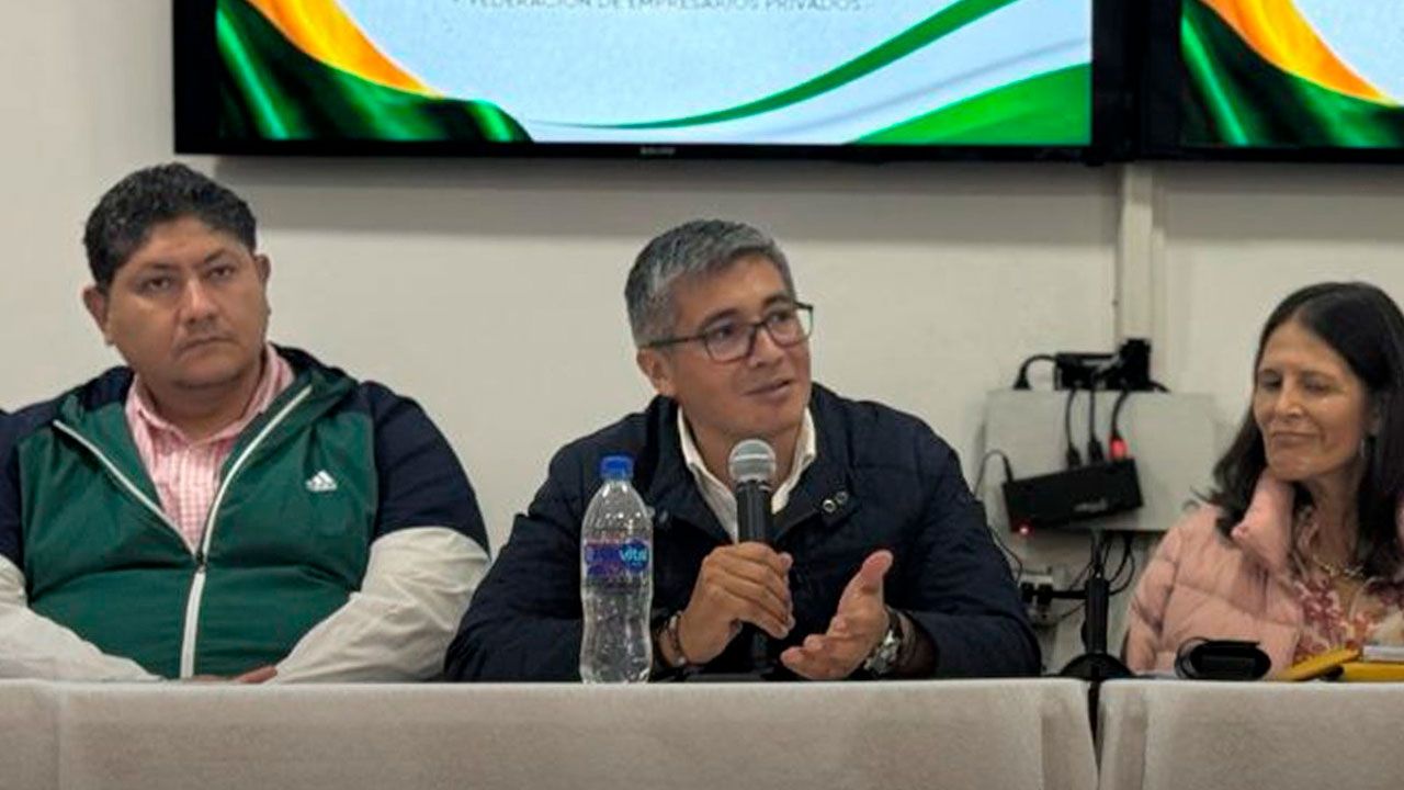 Gobierno se reúne con la COD y empresarios en santa cruz para impulsar una “agenda común”