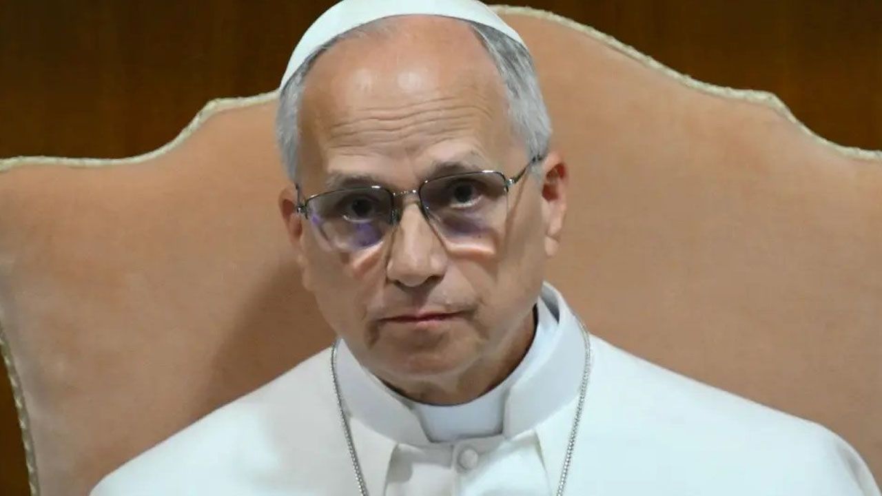 El papa exige "desarmar" la inteligencia artificial