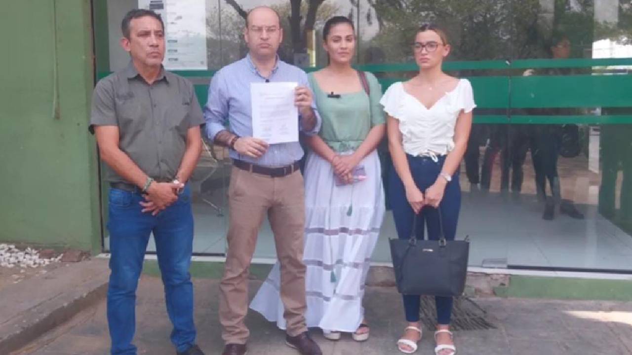 Parlamentarios de Creemos piden a la policía dejar libre el tránsito en las carreteras del departamento