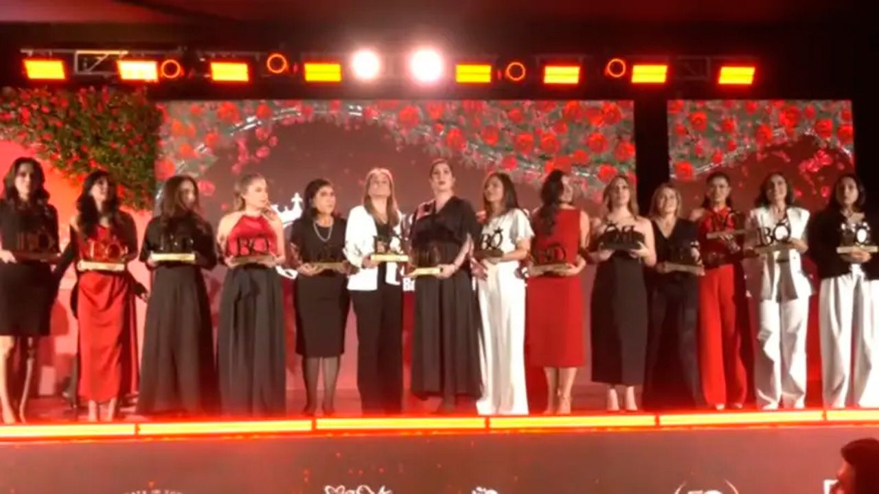 Business Queens 2026: Reconocen a 14 mujeres líderes que marcan el éxito empresarial y la maternidad en Bolivia