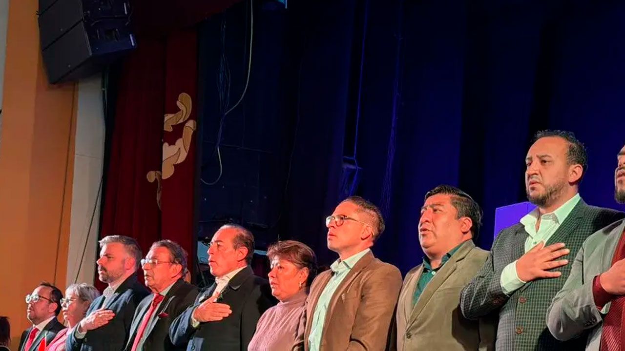 Inicia la asamblea de la paceñidad para exigir el levantamiento de bloqueos en la paz