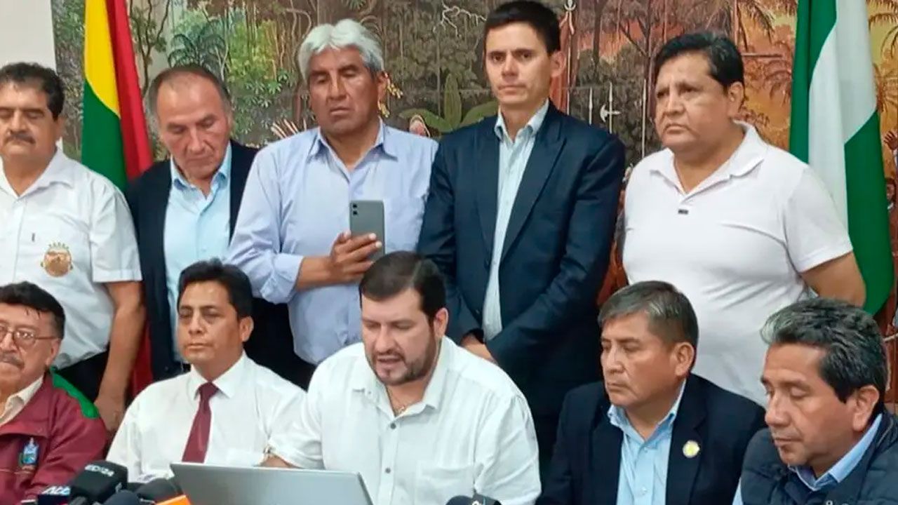 Cívicos piden ley antibloqueos y resarcimiento por daños económicos
