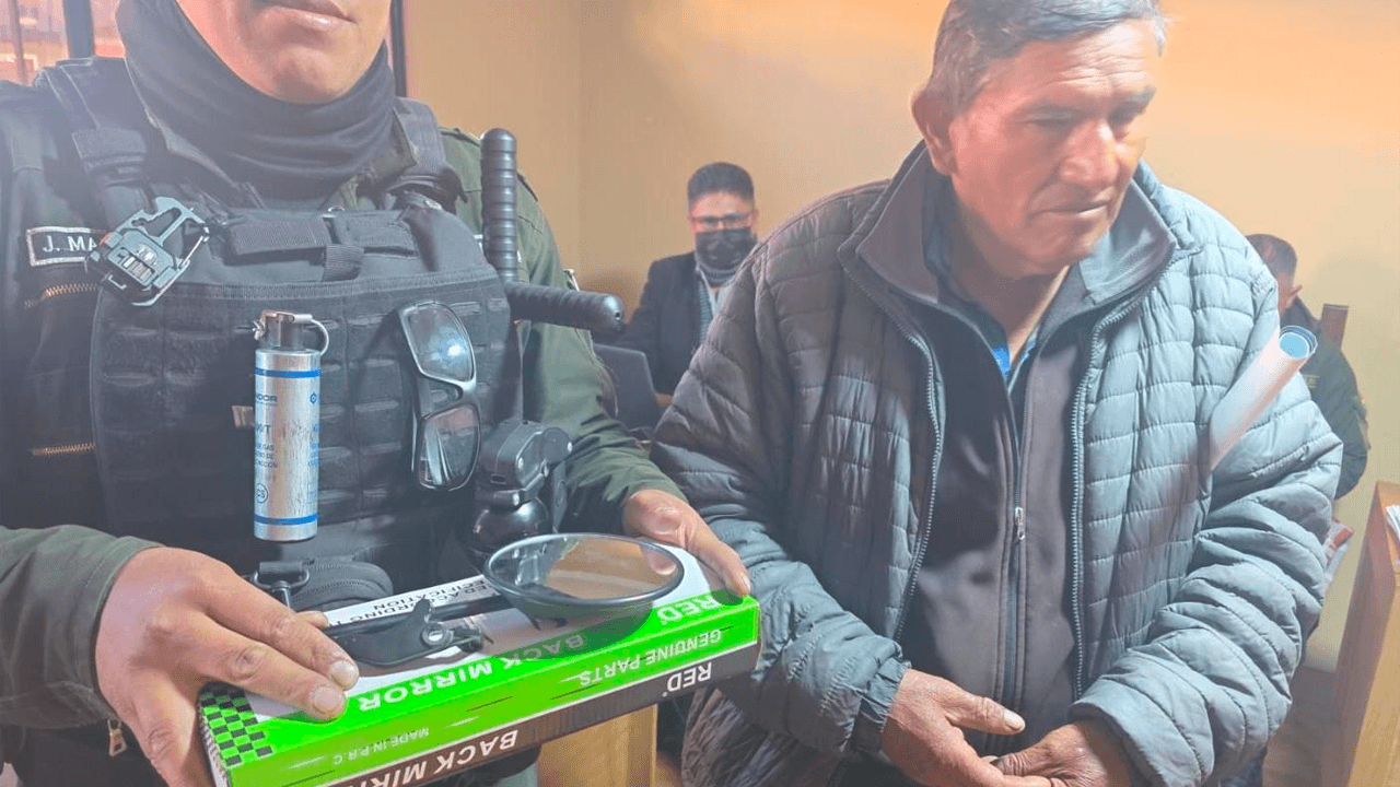 APDHEA aclara que adulto mayor no fue arrestado ni pagó dinero tras incidente en el Cruce Viacha