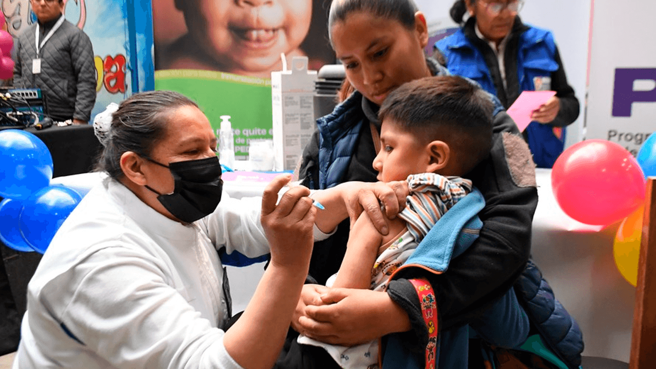  Baja vacunación contra la influenza en la capital cruceña: solo el 40% de la población se ha inmunizado