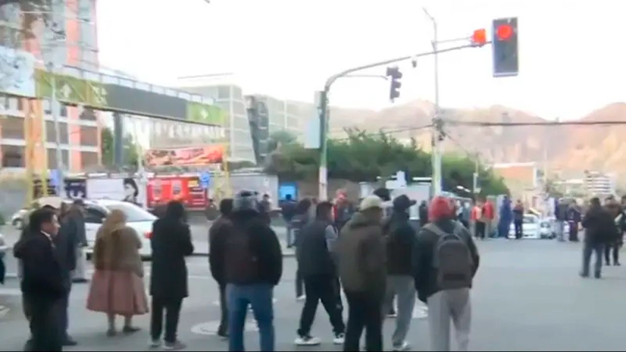 ¿Debe salir de casa? Estos son los bloqueos y puntos de conflicto en La Paz y El Alto