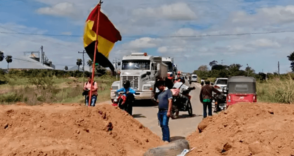 Gobierno y sectores movilizados buscarán retomar el diálogo para levantar el bloqueo en San Julián