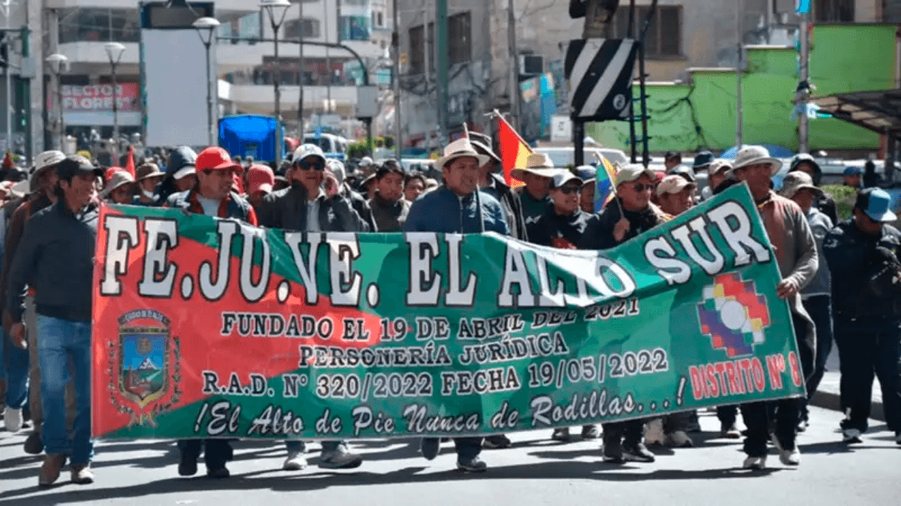 Cinco semanas de bloqueos dejan pérdidas por $us 1.680 millones y agravan la recesión en Bolivia