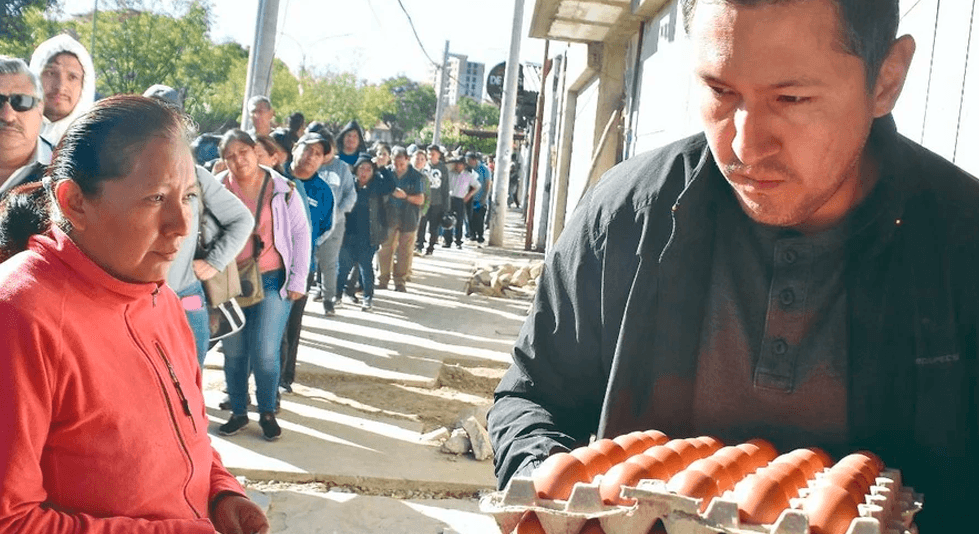 La inflación y la crisis económica empujan a más bolivianos hacia la pobreza
