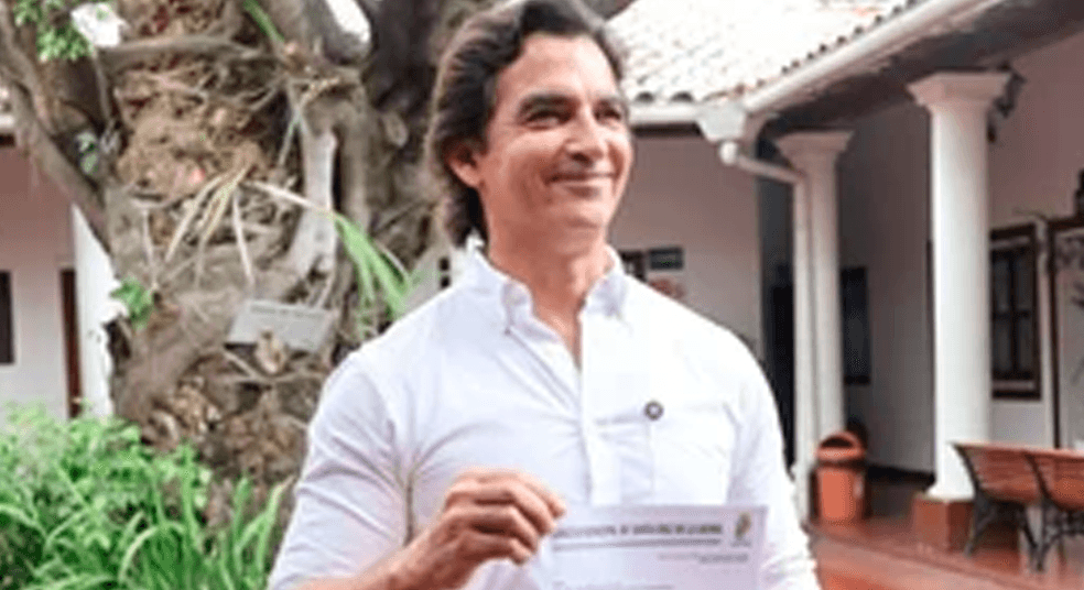 Mamen Saavedra presenta balance de su primer mes y anuncia nuevas obras para Santa Cruz