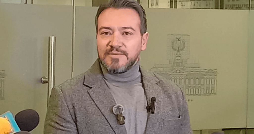 Diputado Alejandro Reyes cuestiona que vicepresidente no se sume a reducción salarial