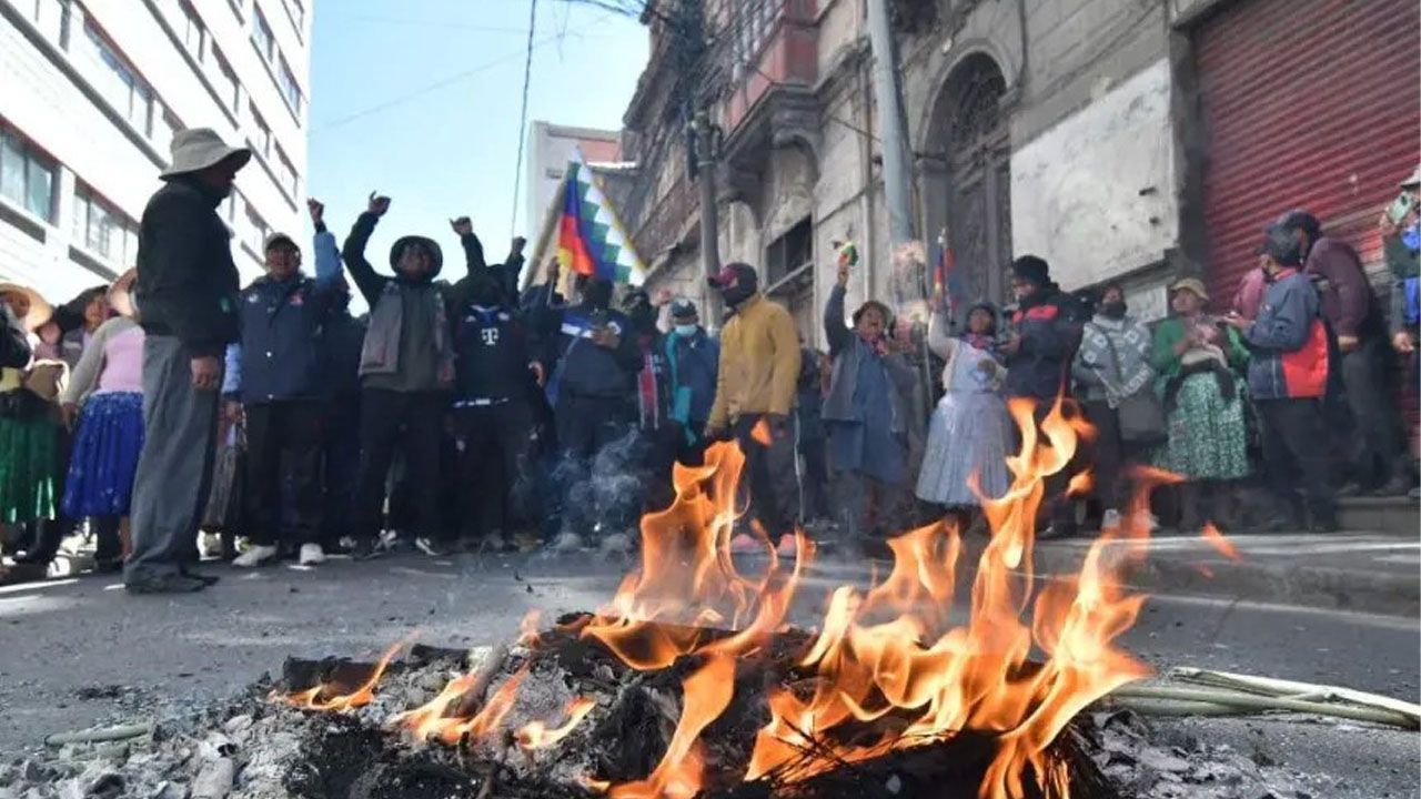 IGLESIA Y DEFENSORÍA CONVOCAN A UN PACTO POR LA PAZ