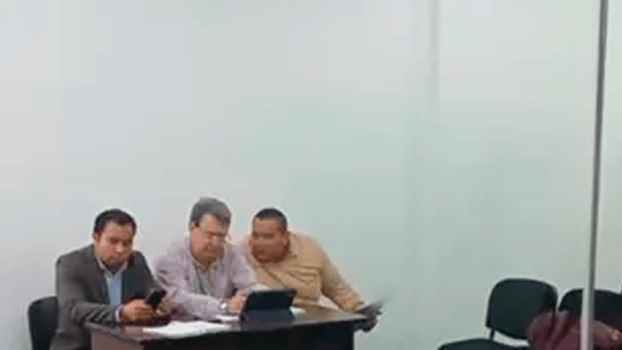 Instalan audiencia de cesación: Laura Rojas y el exjuez Zeballos buscan salir de Palmasola por el 'caso maletas'