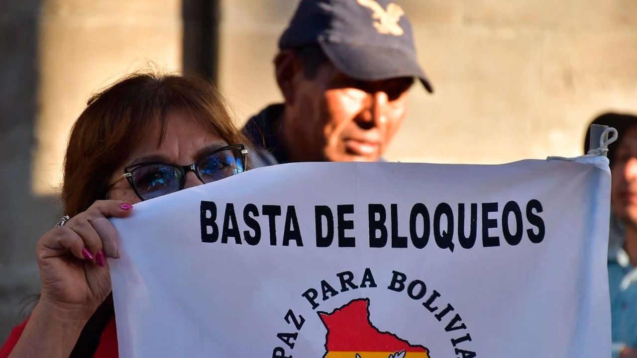 Convocan marcha ciudadana en La Paz para exigir soluciones a la crisis y el fin de los bloqueos