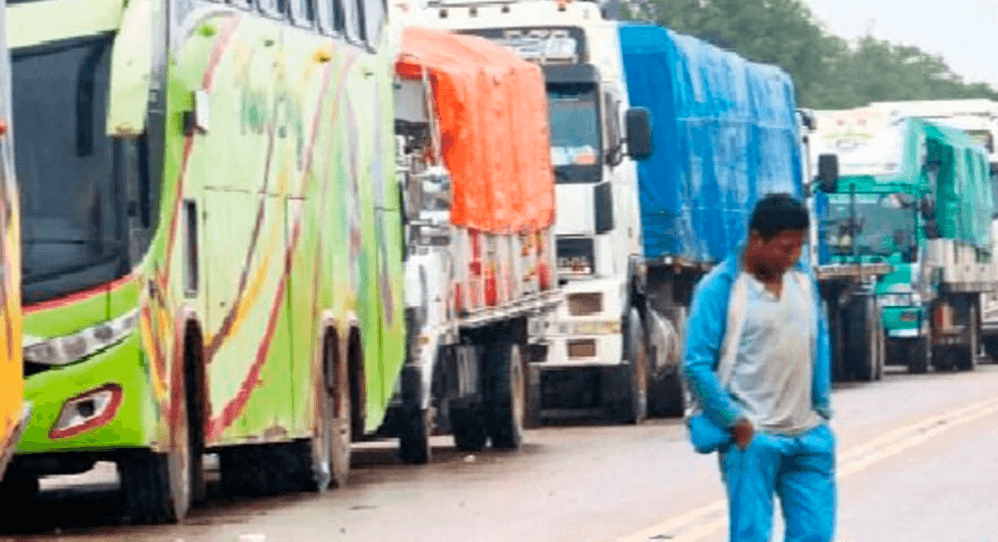 Bloqueos elevan precios en provincias y agravan el abastecimiento en Santa Cruz