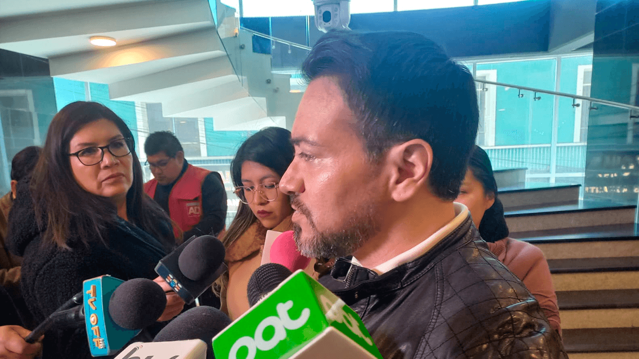Diputado Alejandro Reyes urge a la Asamblea agilizar el tratamiento de la ley antibloqueos