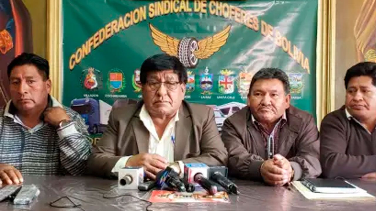 Choferes convocan a ampliado nacional para definir medidas frente a los bloqueos