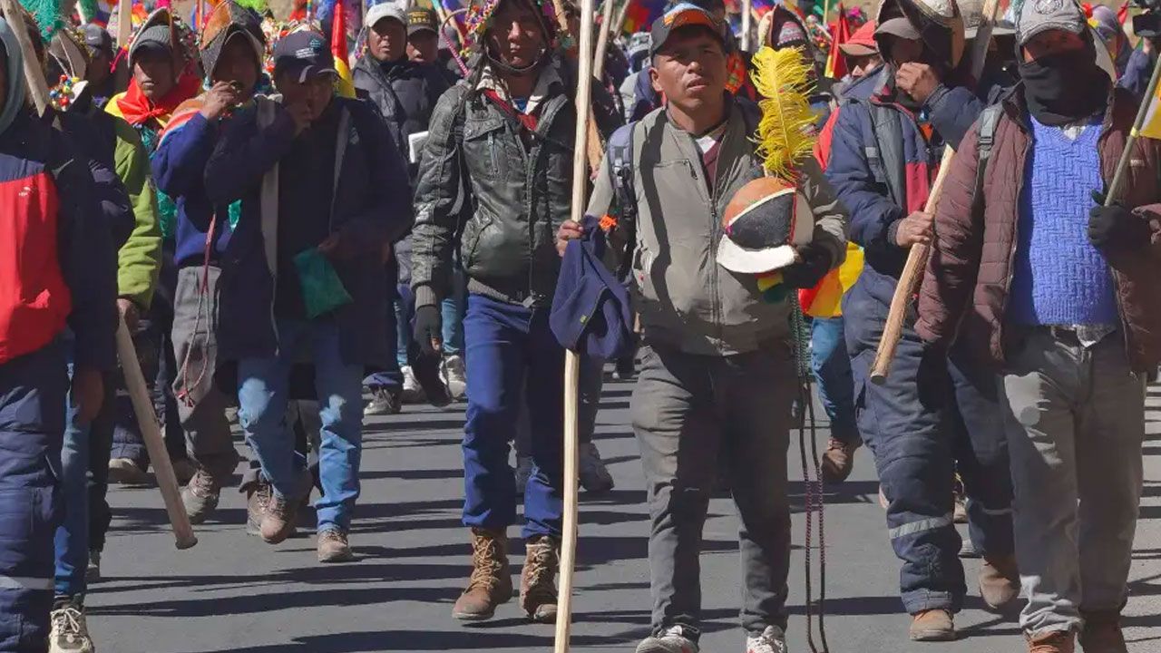 Campesinos Túpac Katari condicionan diálogo a cinco demandas