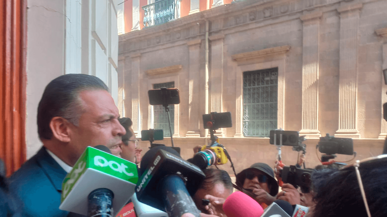Gobernador de La Paz expresa optimismo ante el diálogo entre el Gobierno y la COB para frenar los bloqueos