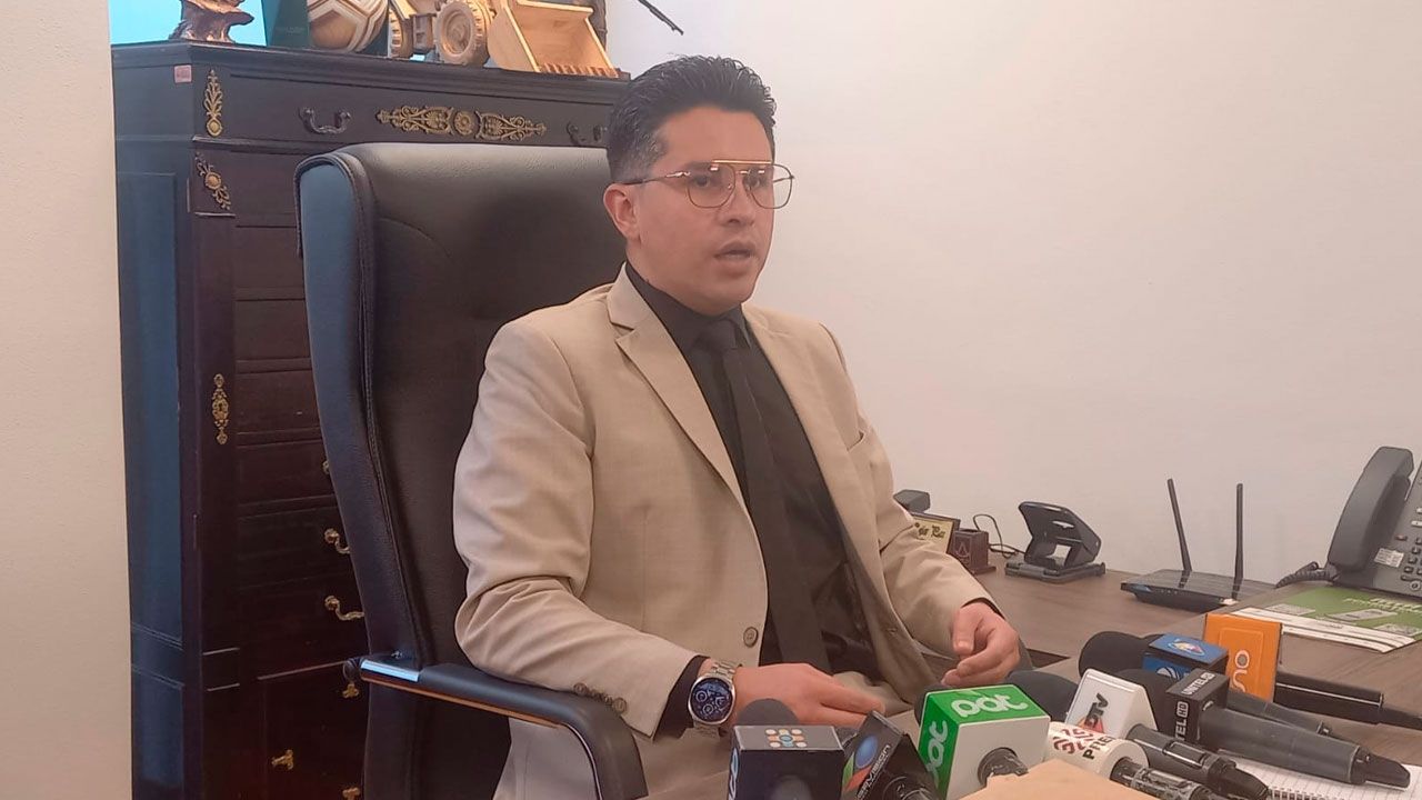 Rojas anuncia procesos internos contra Patricia Patiño y Ana Crispin