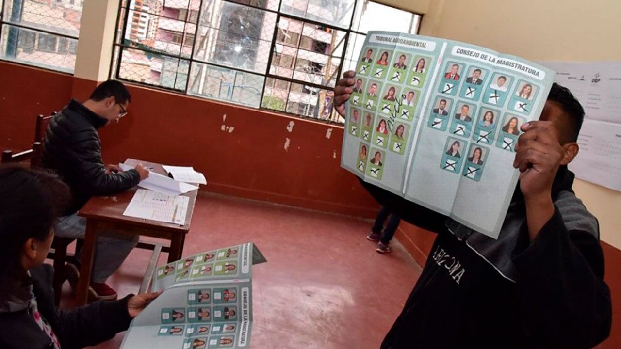Comisión aplaza análisis de ley para elecciones judiciales complementarias