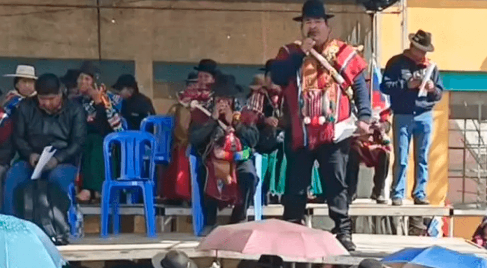 Campesinos de Ingavi realizan ampliado con Vicente Salazar