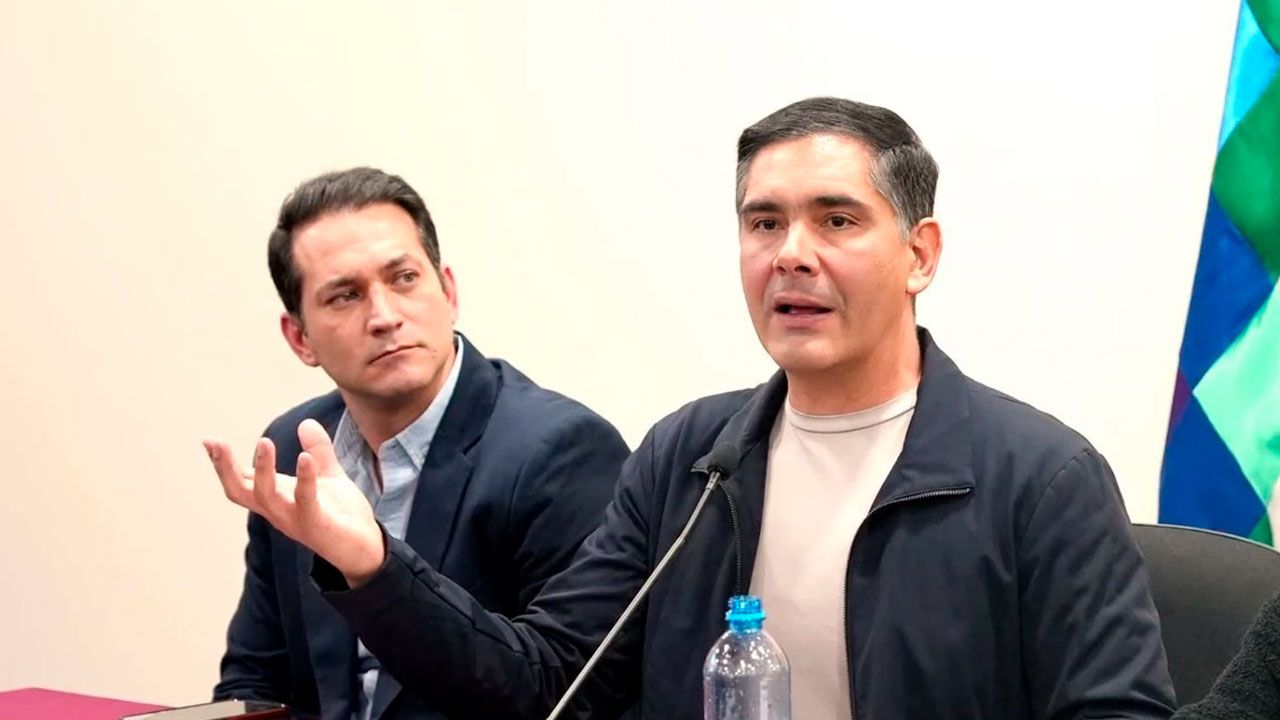 Justiniano denuncia tres casos de presunta corrupción en entidades estatales