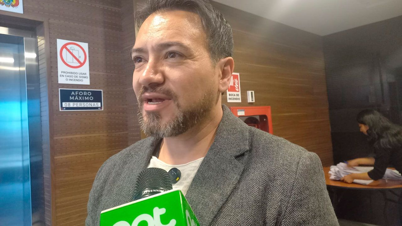 Diputado Alejandro Reyes pide declarar estado de excepción por casi 50 días de bloqueos