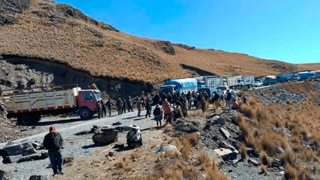 Bloqueos en Cochabamba: estas son las rutas que permanecen interrumpidas al cumplirse 50 días de conflicto