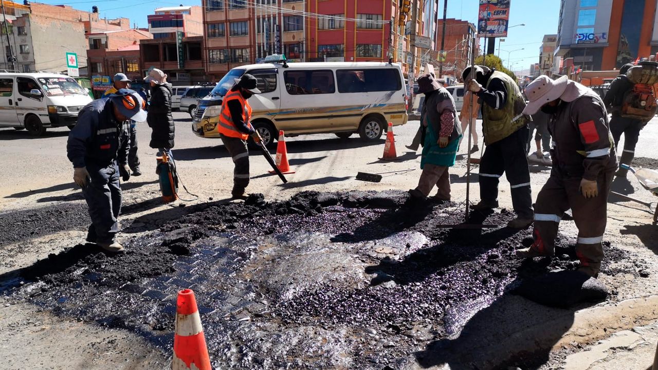 Plan “Cero Baches” interviene la avenida Juan Pablo II en El Alto