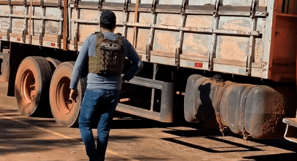 Felcn ejecuta operativos con la DEA en frontera con Brasil por el caso de las “narcomaderas”
